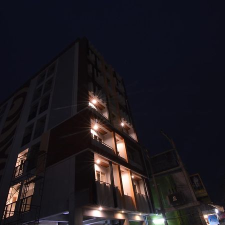 Ud首府酒店 乌隆他尼 外观 照片
